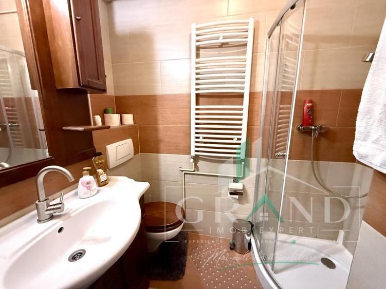Apartament cu 4 camere decomandat, mobilat în Zorilor