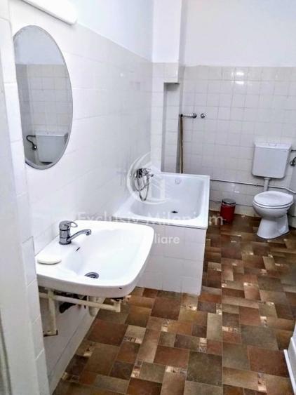 Birou, de 75 mp, în Cantemir