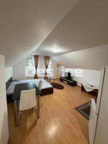 Casa cu 6 unitati, doua locuri de parcare si curte, pozitie excelenta- AFI Mall - 25