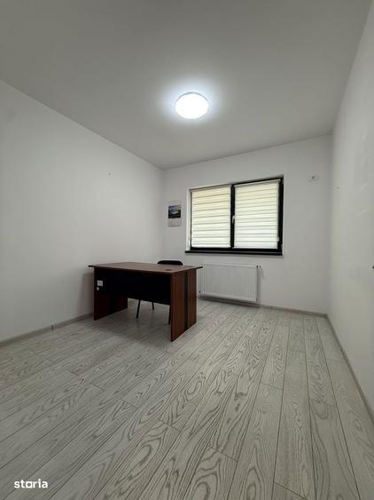 Spațiu comercial, de 43 mp, în Central