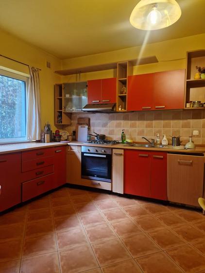 Splaiul Unirii - Calea Vitan- Mihai Bravu - Vila moderna - 330 mp, P+1E+M, garaj - 18
