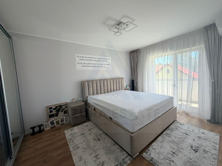 Casă individuală cu 4 camere cu Teren 270 Mp în Cristian