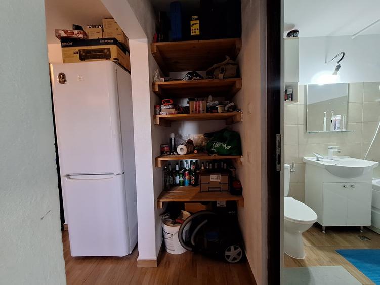 Apartament cu 2 camere decomandat, mobilat în Freidorf