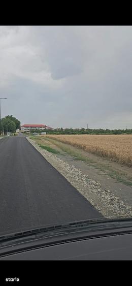 Teren de 45000 mp, în Central