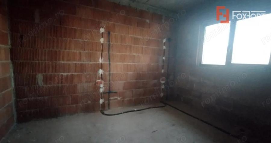 Casă cu 5 camere cu Canalizare în Becicherecu Mic