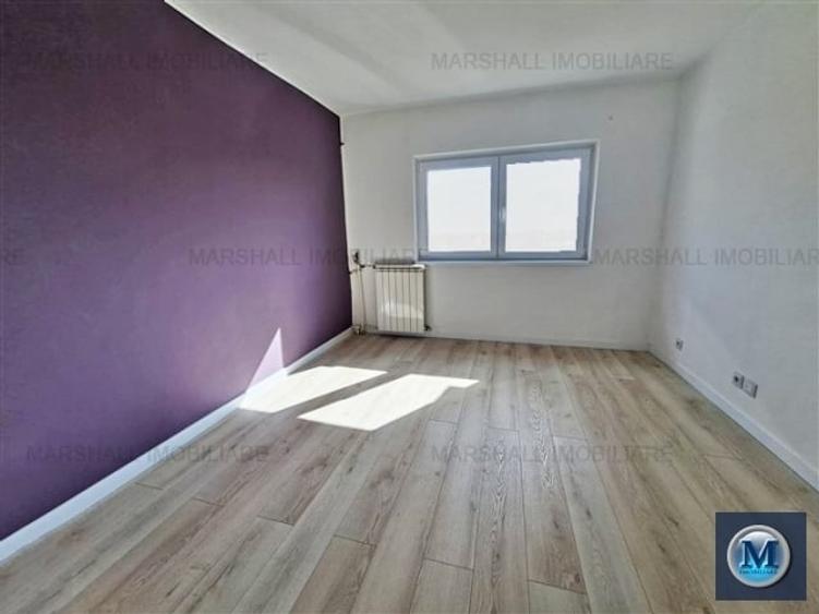Apartament cu 3 camere decomandat, mobilat în Cioceanu