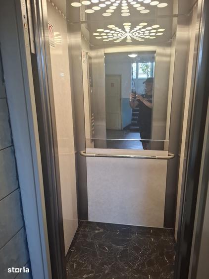 Apartament cu 3 camere în Războieni