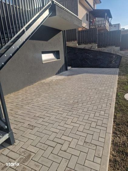 Casă cu 5 camere cu Teren 350 Mp în Central