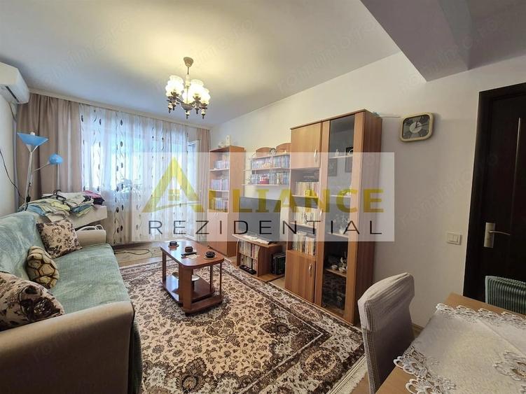 Apartament cu 2 camere decomandat în Berceni