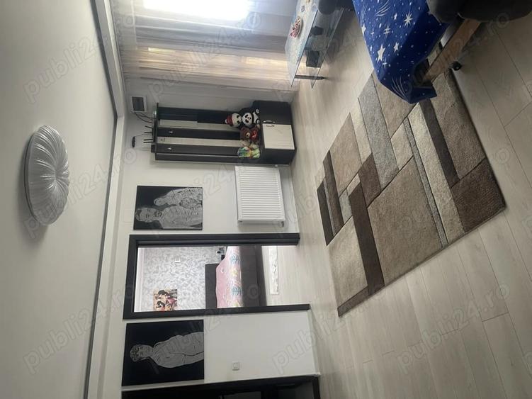 Casă cu 5 camere cu Teren 2000 Mp în Movila Miresii
