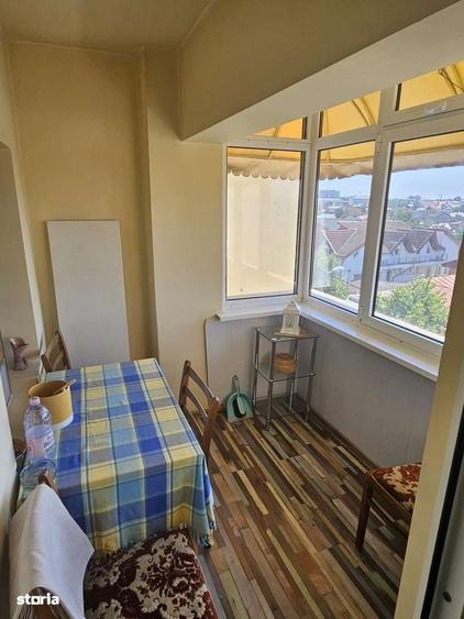 Apartament cu 4 camere decomandat în Central