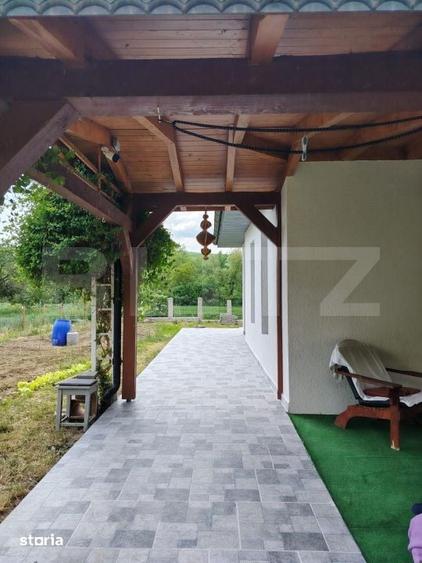 Casă cu 2 camere cu Teren 1600 Mp în Central