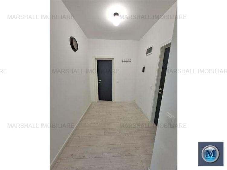 Apartament cu 3 camere decomandat în Sud