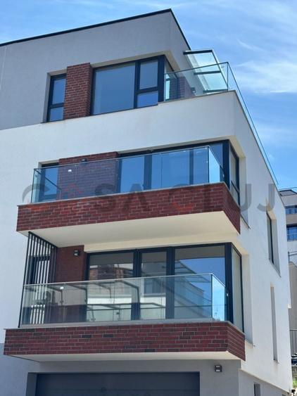 Duplex cu 4 camere cu Canalizare în Andrei Mureșanu