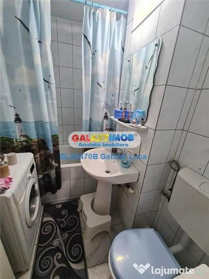 Apartament cu 3 camere decomandat în Giurgiului