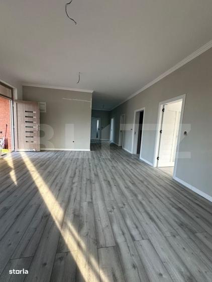 Casă cu 4 camere în Central