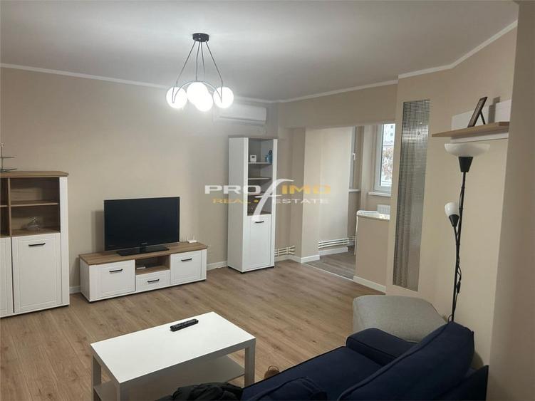 Apartament cu 2 camere decomandat în City Park Mall