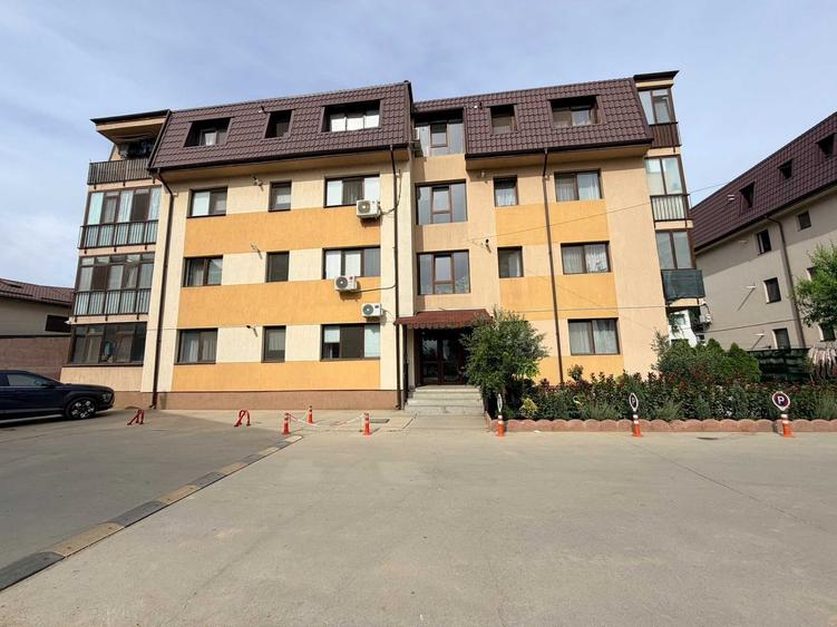 Apartament cu 3 camere decomandat în Fundeni