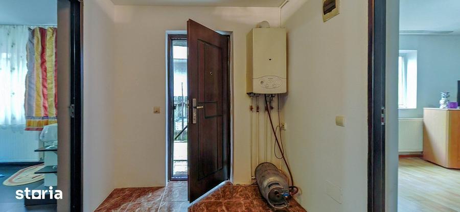 Casă cu 3 camere cu Teren 200 Mp în Alexandriei