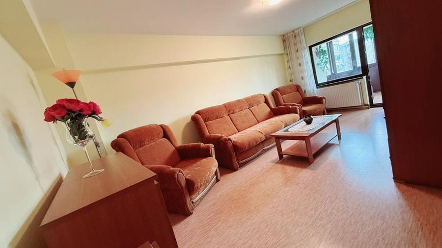 Apartament cu 2 camere decomandat în Centrul Civic