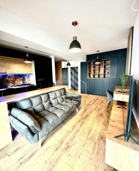 Apartament cu 2 camere semidecomandat, mobilat în Lipovei
