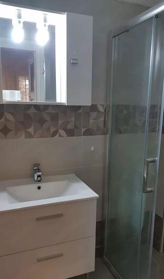 Apartament cu 2 camere semidecomandat, mobilat în Cișmigiu