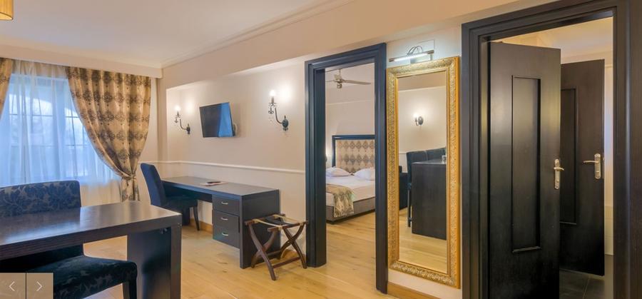 Hotel/Pensiune, de 25 mp, în Poiana Brașov