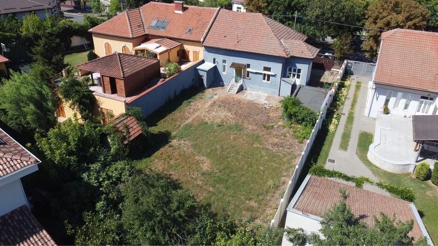 Casă cu 4 camere în Bogdăneștilor