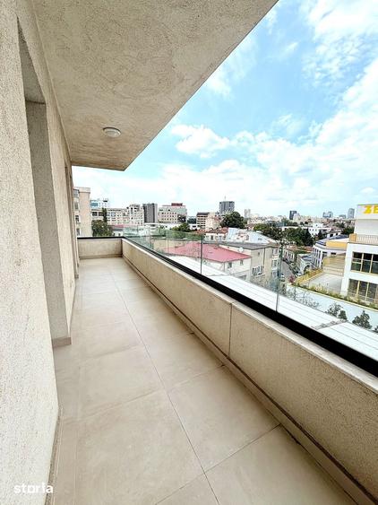Apartament cu 4 camere în Centrul Civic
