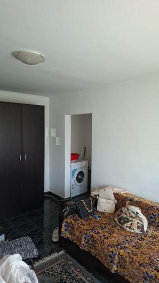 Apartament cu 2 camere decomandat în Obor
