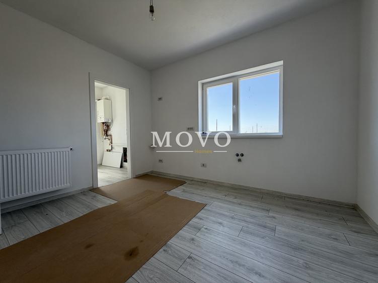Duplex cu 4 camere cu Canalizare în Moșnița Nouă