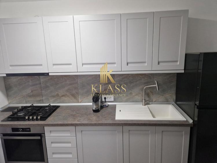 Apartament cu 3 camere decomandat, mobilat în Doamna Ghica