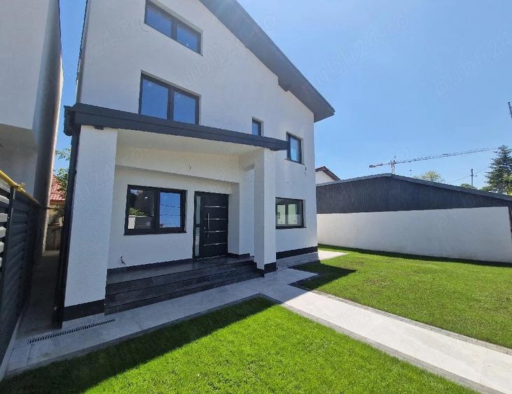 Casă cu 5 camere cu Teren 220 Mp în Pantelimon
