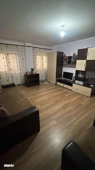 Apartament cu 3 camere decomandat în George Enescu
