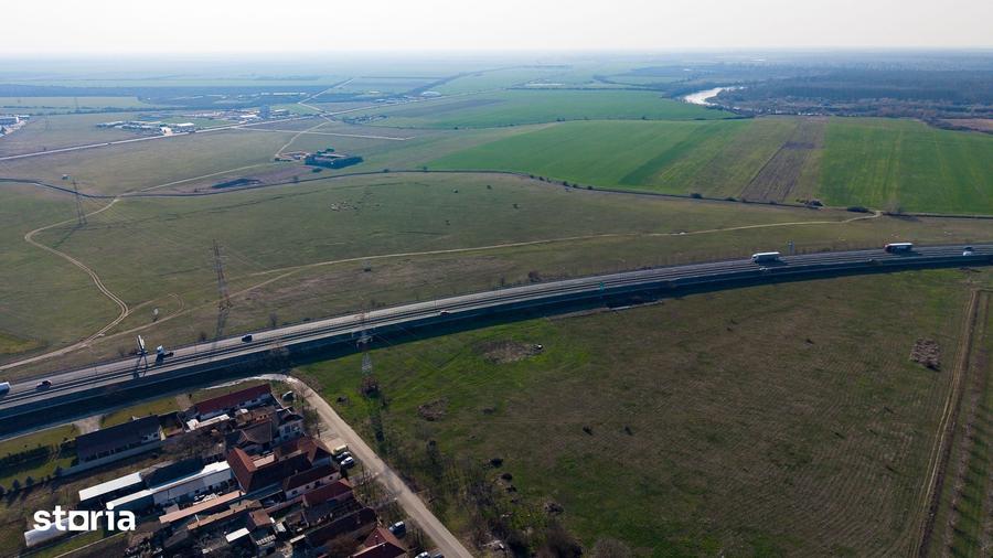 Teren de 107000 mp, în Aradul Nou