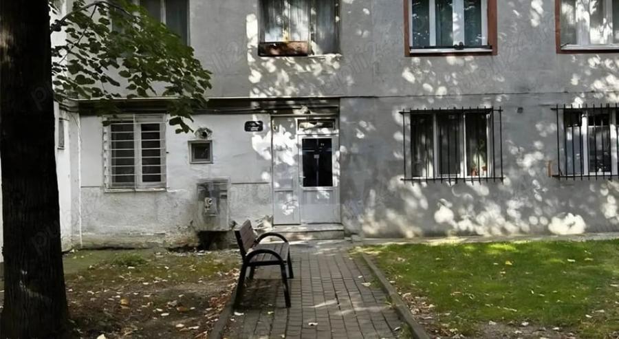 Garsonieră decomandată în Central