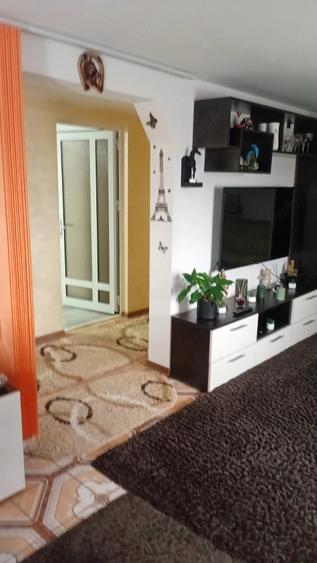 Casă cu 3 camere cu Teren 700 Mp în Tătărași