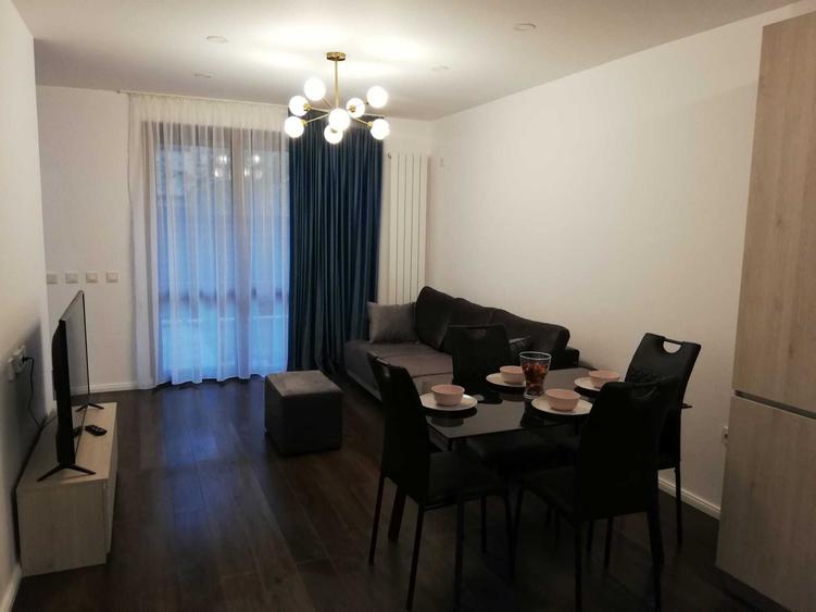 Casă cu 3 camere cu Teren 150 Mp în Central