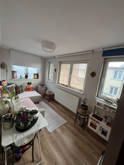 Casă cu 3 camere în Central