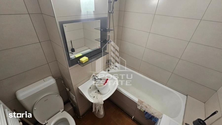 Apartament cu 3 camere în Lipovei