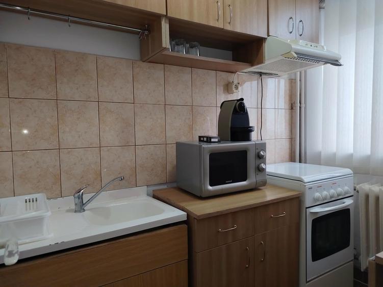 Garsonieră semidecomandată, mobilată în Brazda lui Novac