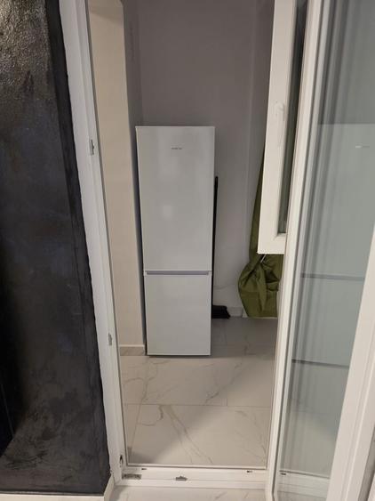 Apartament cu 2 camere decomandat, mobilat în Berceni