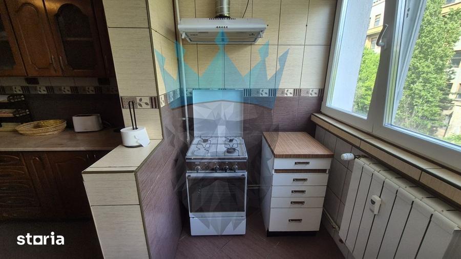 Apartament cu 3 camere, mobilat în Crângași