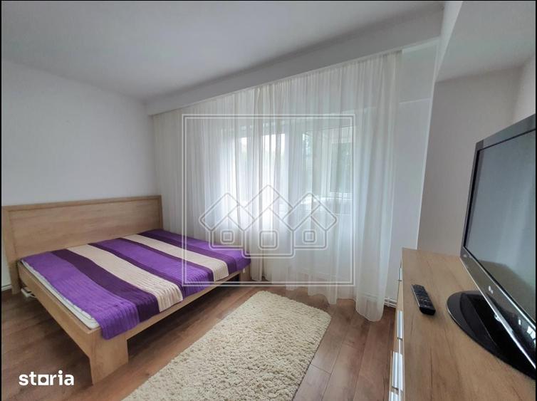 Apartament cu 3 camere decomandat în Terezian