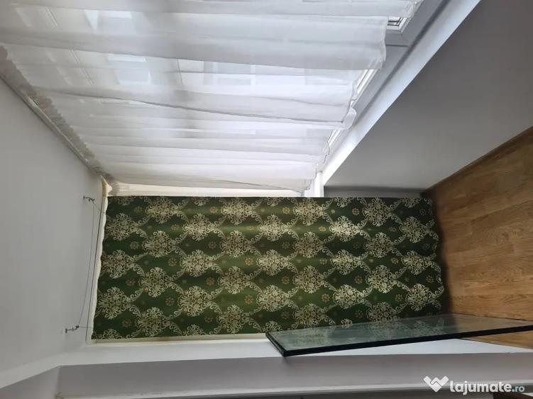 Apartament cu 2 camere decomandat în Precista