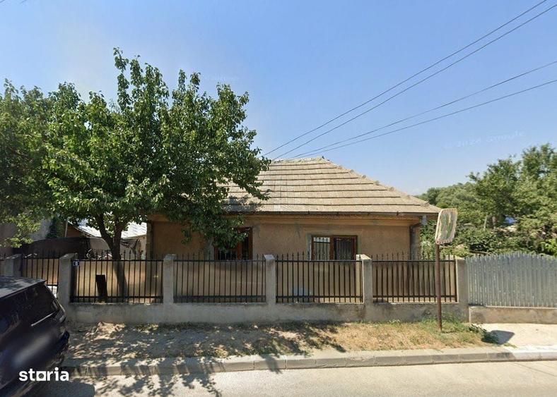 Casă cu 4 camere în Turcoaia