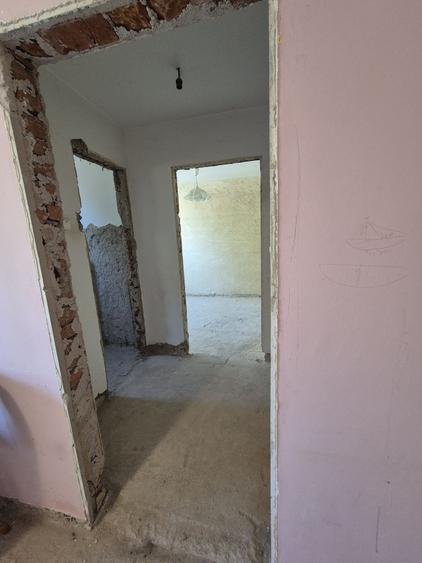 Apartament cu 2 camere semidecomandat în Vest
