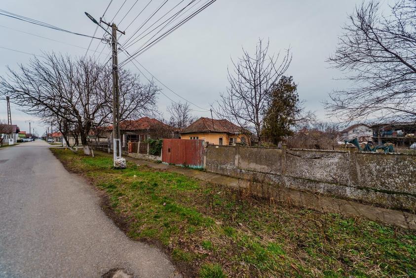 Teren Construcții intravilan de 1216 mp, în Vladimirescu
