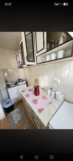 Apartament cu 2 camere semidecomandat în Decebal