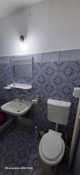 Garsonieră decomandată în Cantacuzino